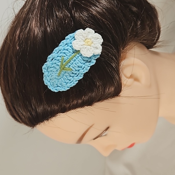 Hand Crafted Hand Knit Crochet Snap Hair Clip Blue with White Flower Boho Style - Picture 14 of 17